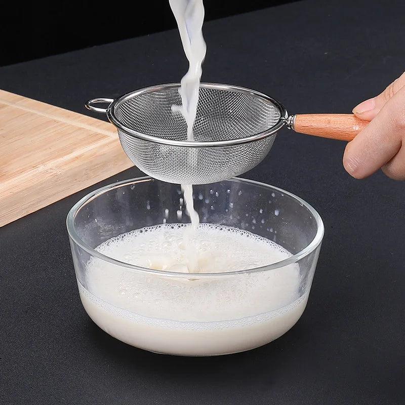 1 Pc Stainless Steel Colander Wooden Handle Fishing Spoon Household Kitchen Filter Mesh Small Net Leak Fried Noodle Colander